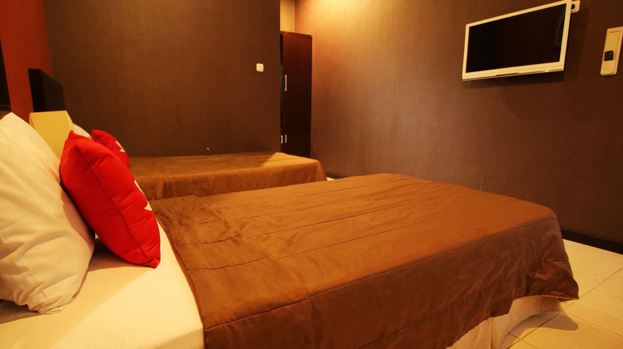 Zen Rooms Grand Hotel Lembang Εξωτερικό φωτογραφία
